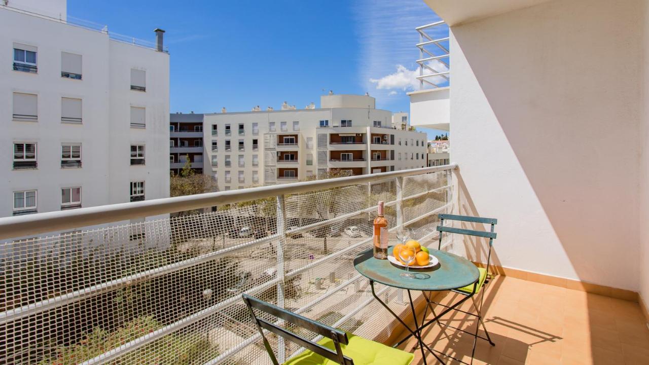 Bright & Lovesome Apartment W/ Balcony In Portimao By Lovelystay Exterior photo