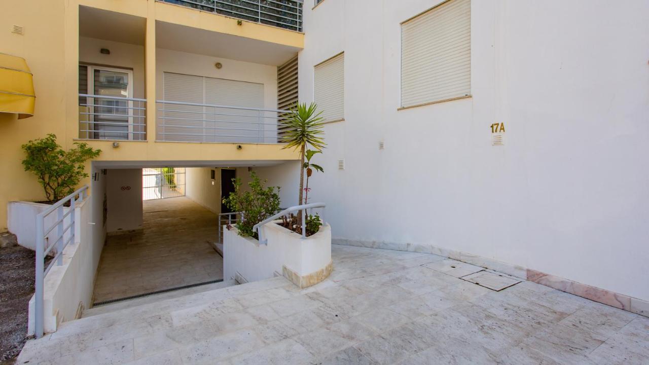 Bright & Lovesome Apartment W/ Balcony In Portimao By Lovelystay Exterior photo