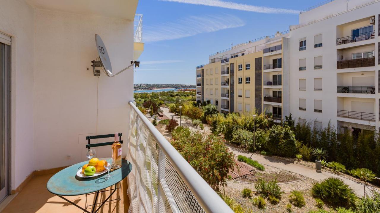 Bright & Lovesome Apartment W/ Balcony In Portimao By Lovelystay Exterior photo